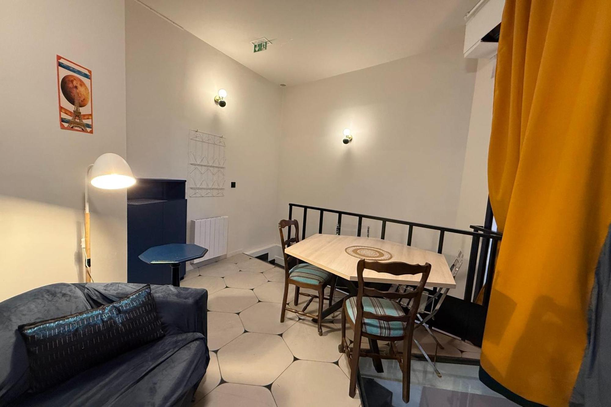 Appartement Charming Themed Loft - Cosmic - 18